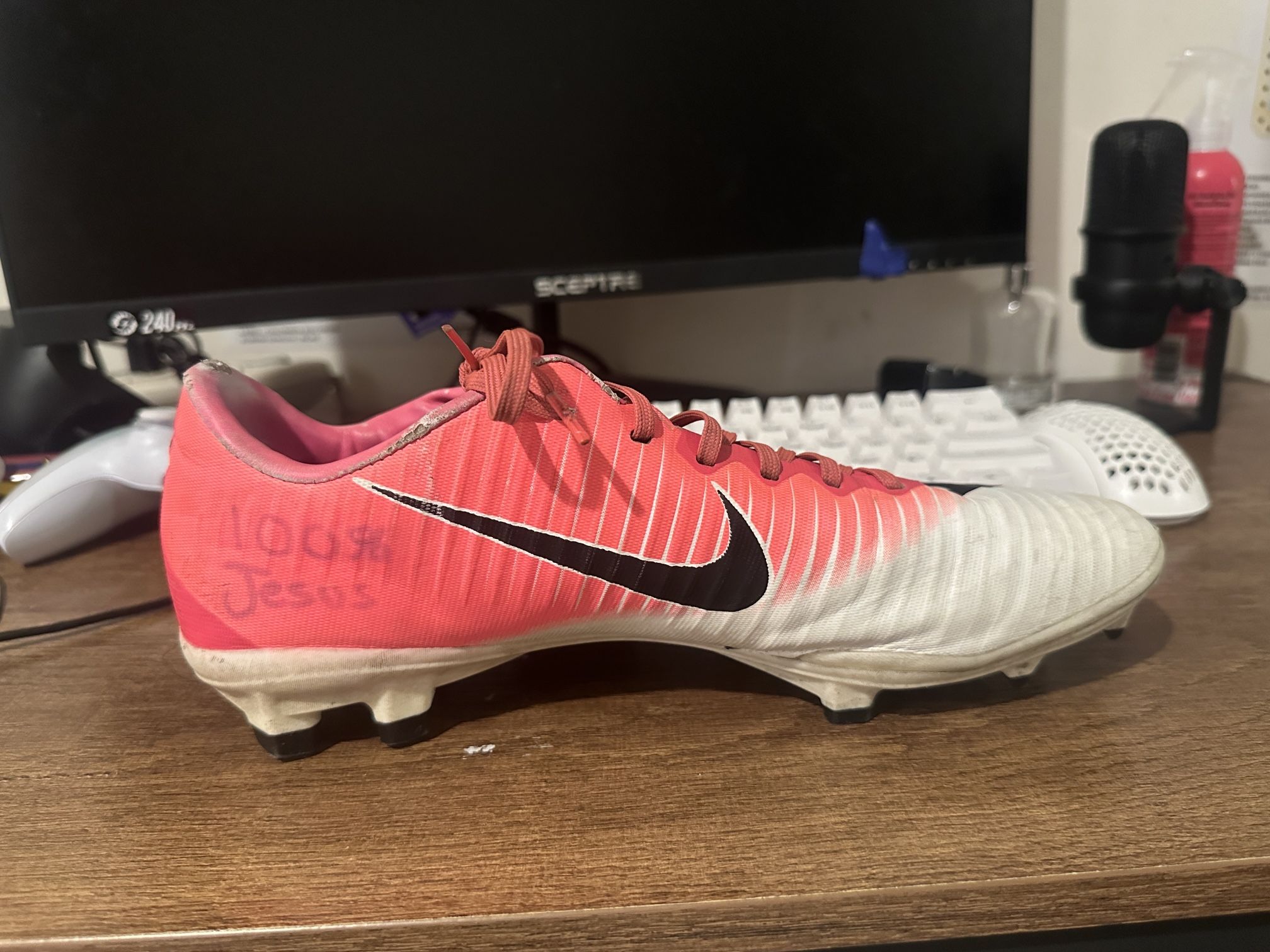 Nike Mercurial Vapor 11