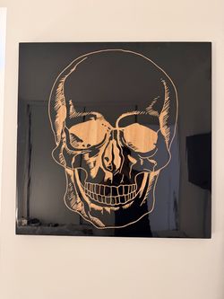 Black Skull Wall Art – Glossy Wood Frame