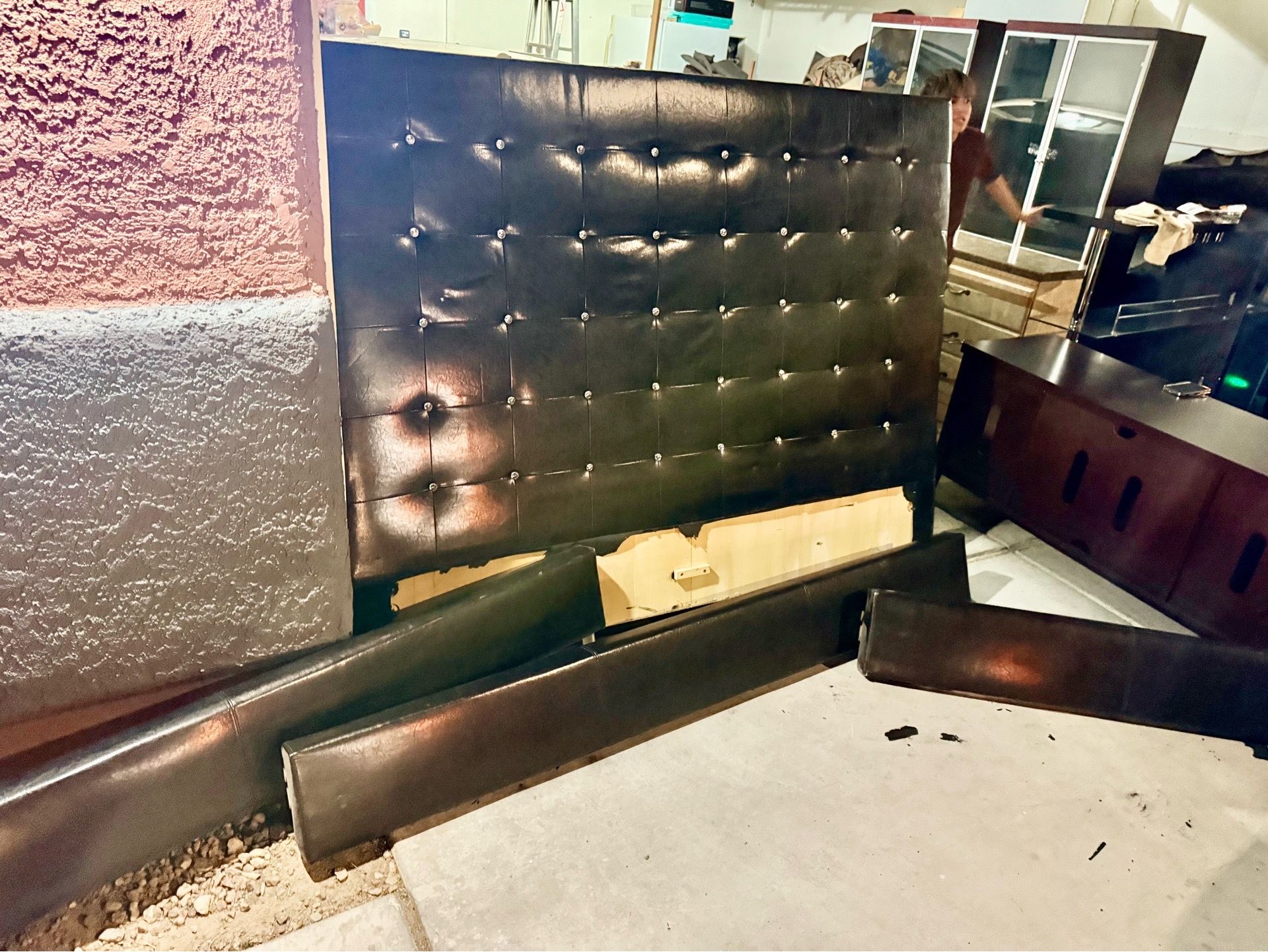 King Size Black Faux Leather Upholstered Platform Bed Frame with crystal button Southern Highlands Area /Vegas.