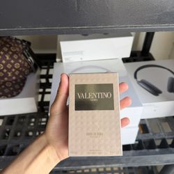 Valentino Uomo