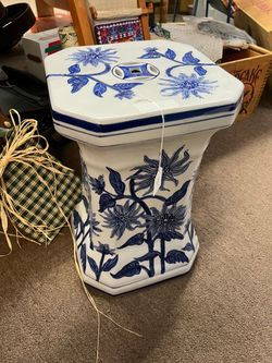 Ceramic Blue and White Pedestal