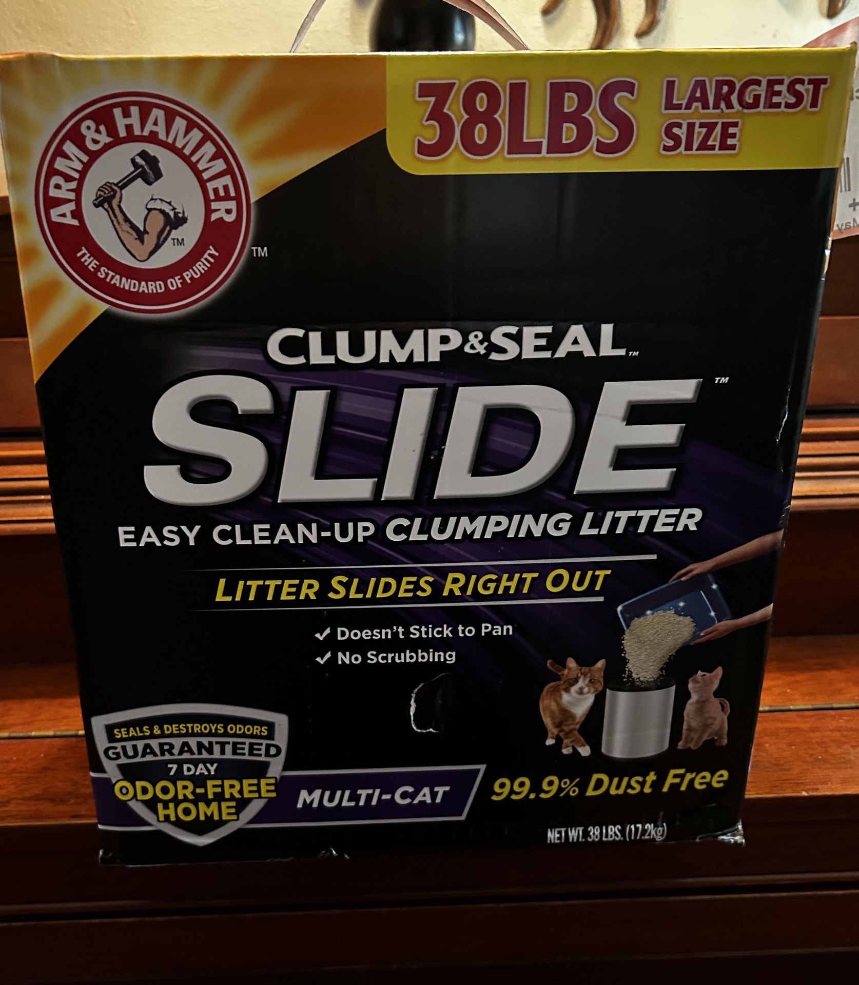 Cat Liter38 Lbs.  Arm&Hammer Clump Seal Slide