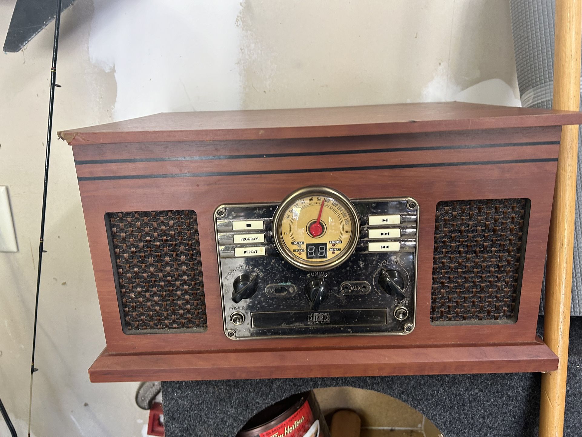 Victrola 6 In One Multimedia Player