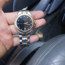 Gucci Watch 