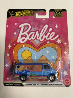Hot Wheels Premium Barbie Van 