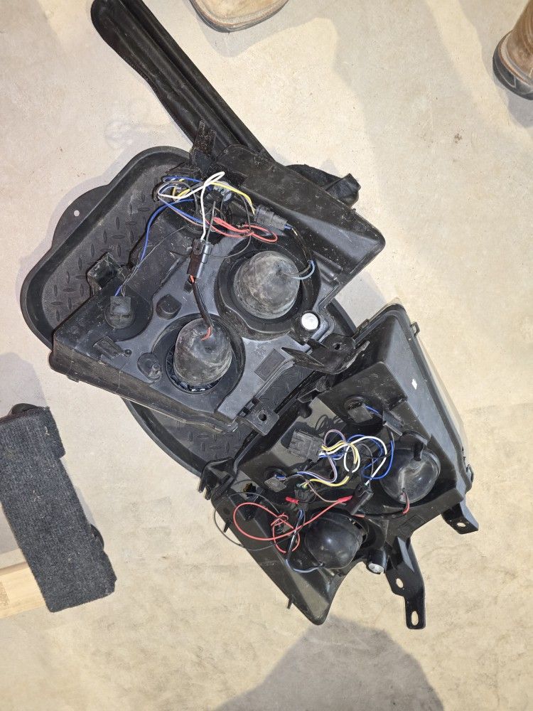 Lighthouses by Chevy Tahoe (2007)