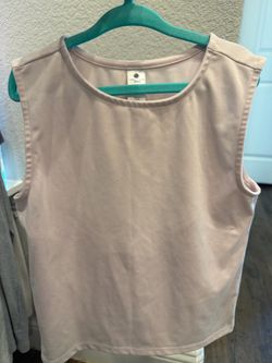 Yogalicious Blush Tank Top Youth size Large