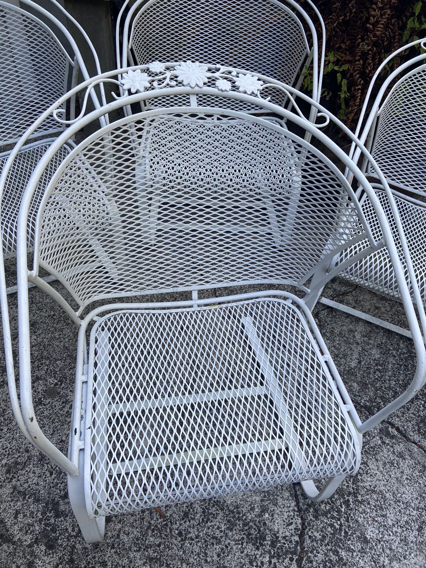 Vintage Iron Woodard Bouncer Chairs Set Of 4 for Sale in Seattle, WA