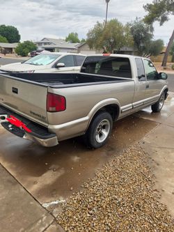 2000 Chevrolet S-10