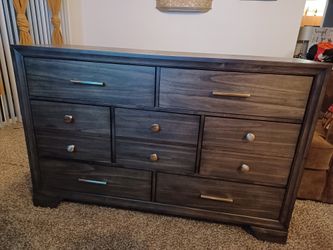 Molly 7 Drawer Dresser Grey/Brown