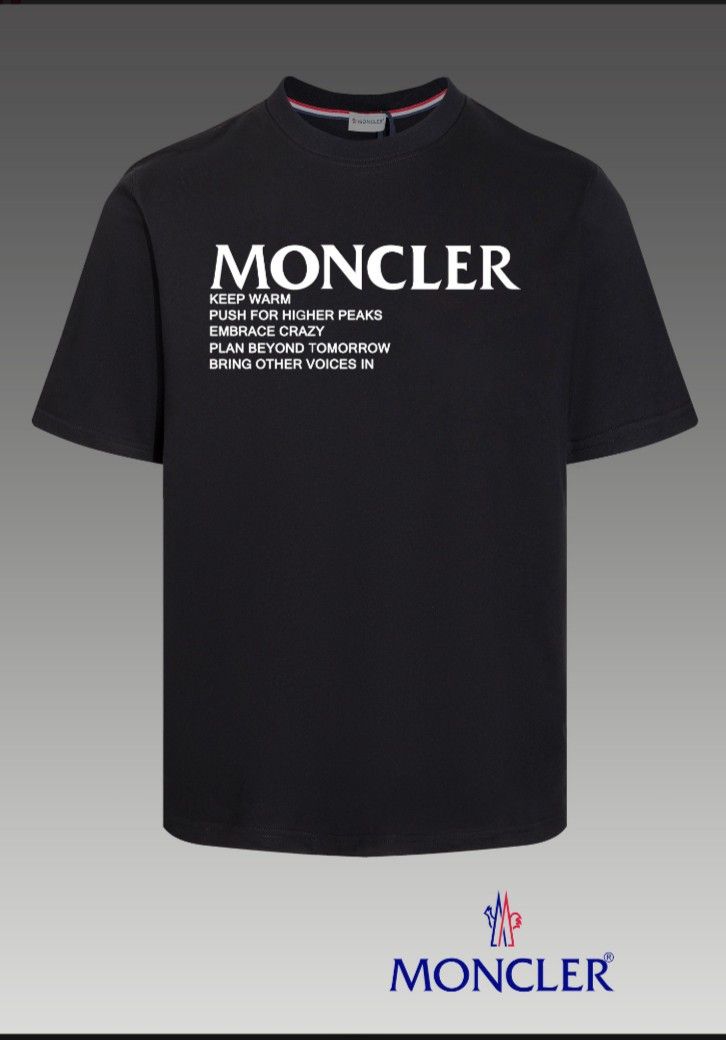 Moncler T-shirt