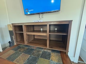 Shelf dresser