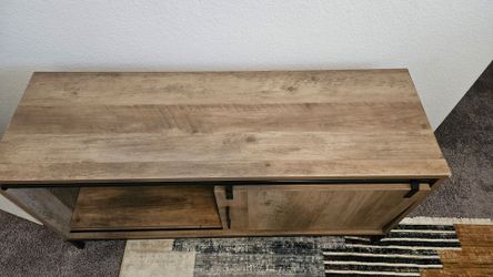 TV stand 55-65 in