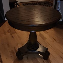 Pedestal End Table