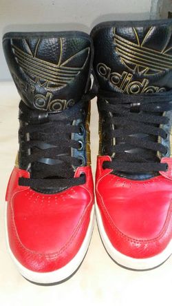 Mens Adidas hurry now size 9