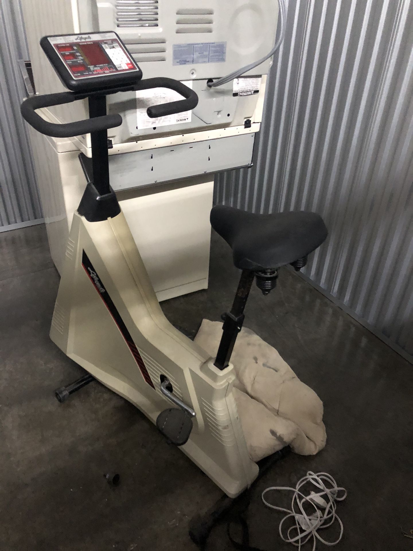 lifecycle 5500r price