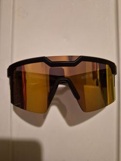 Heatwave Future Tech Gold Sunglasses