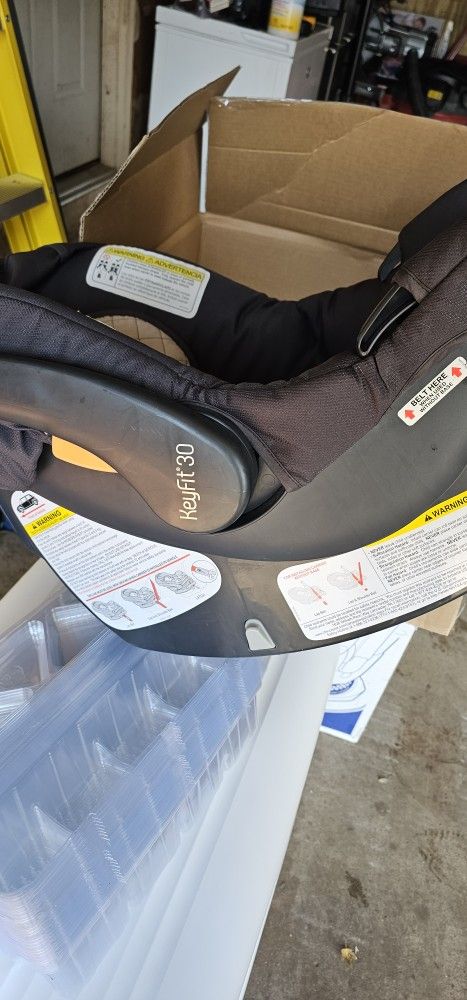 Chico Key Fit 30 Bravo Kit Car Seat Stroller
