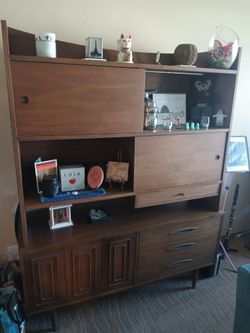 Vintage 1960s Mid-century Modern Broyhill Sculptra Sideboard and Hutch