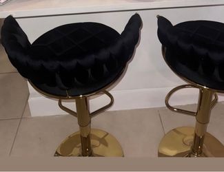 Black & Gold Luxury Bar Stools – Like New