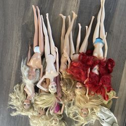 Barbies 