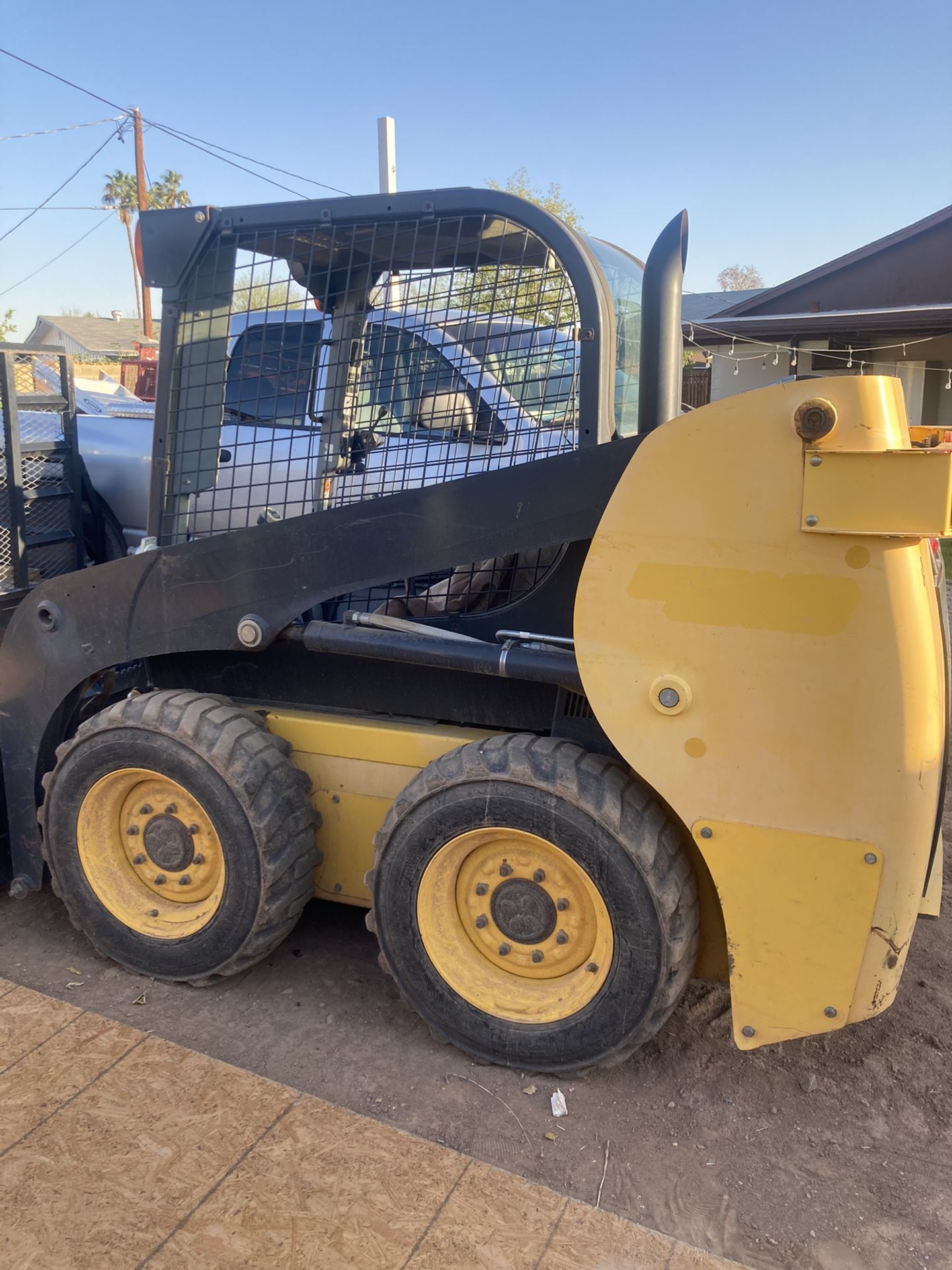 2014 New Holland Skid Steers
