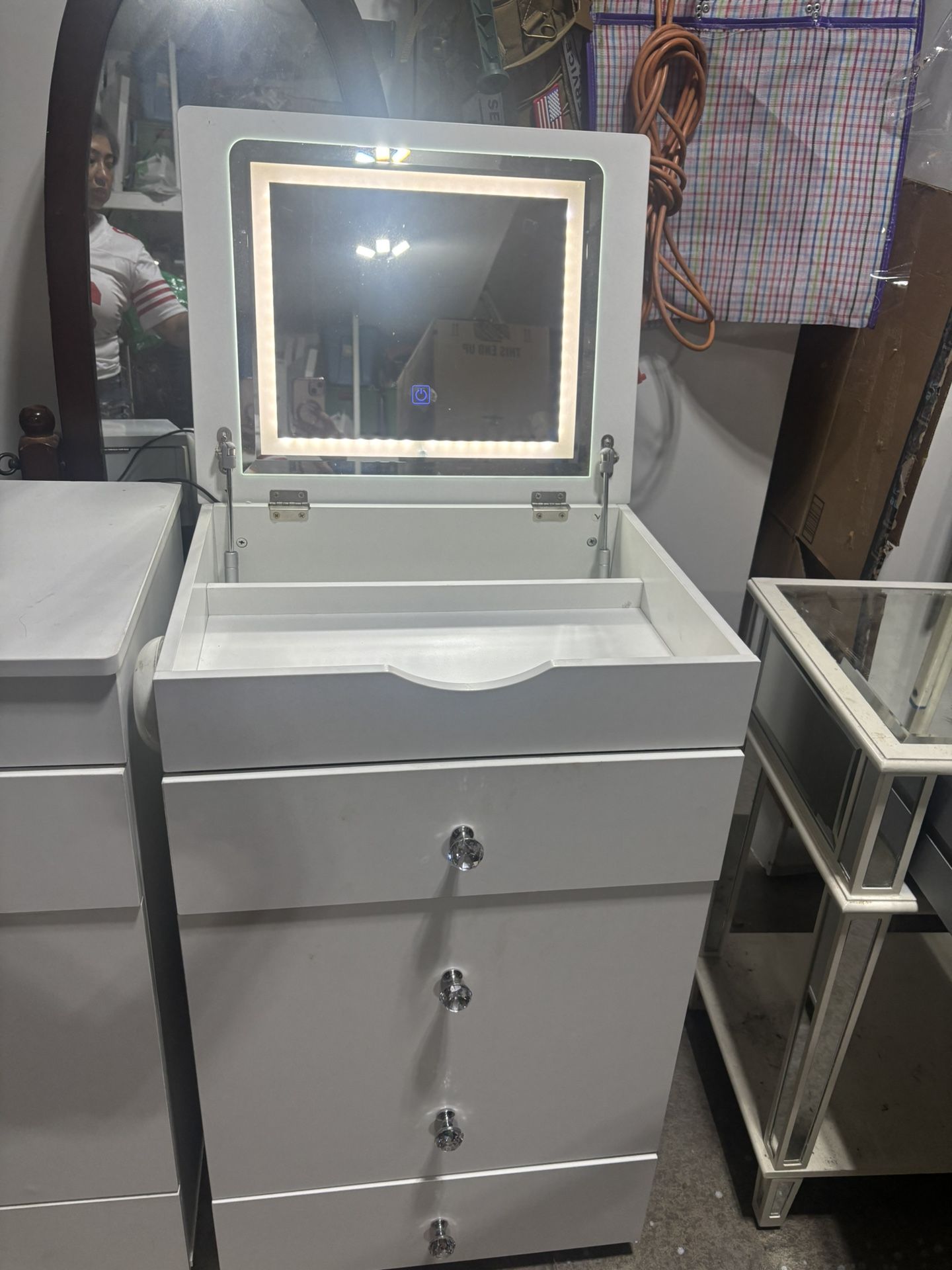 Moving Sale! Like New White Vanity/nightstand