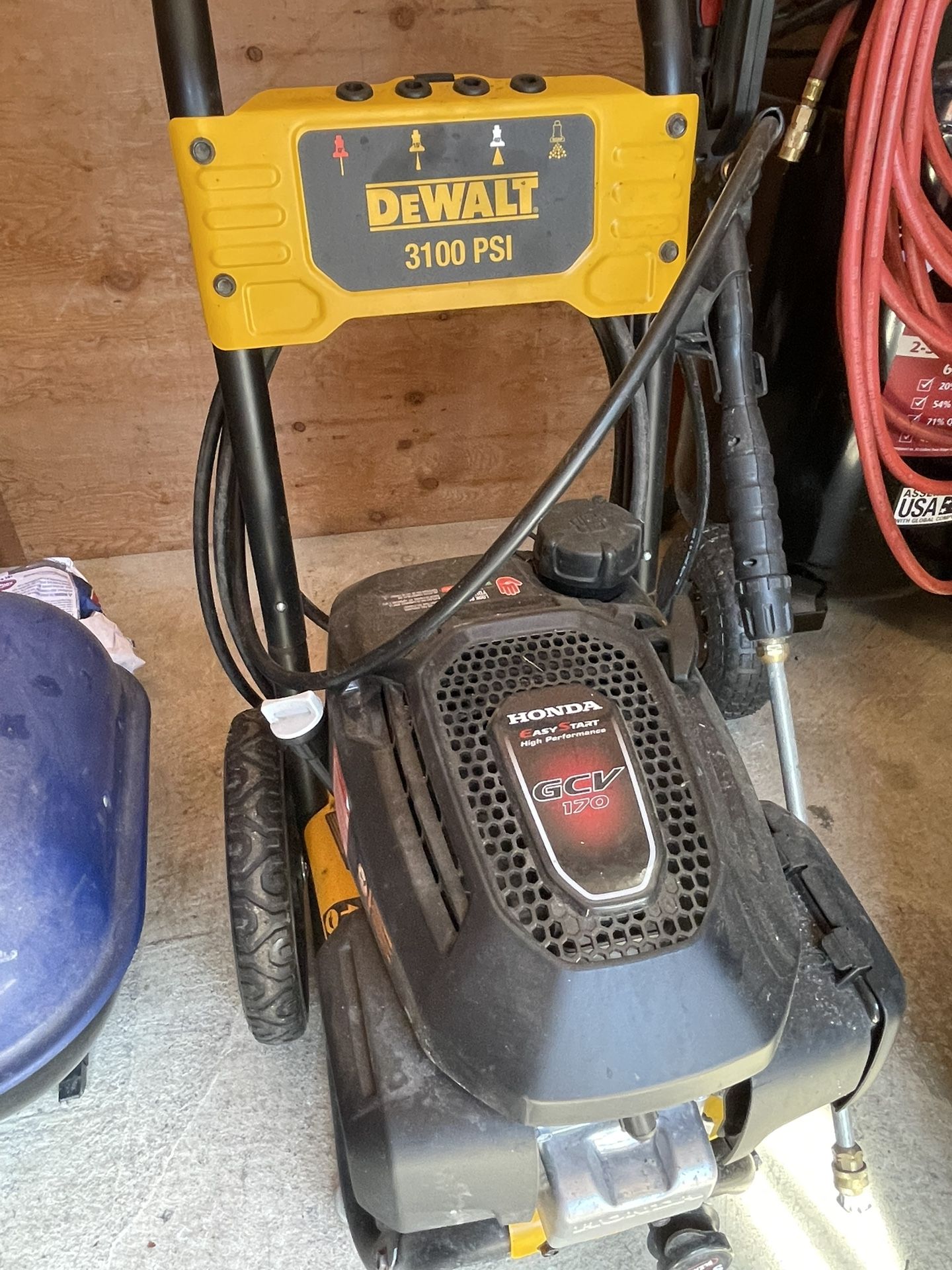 3100 Psi Dewalt Pressure Washer.