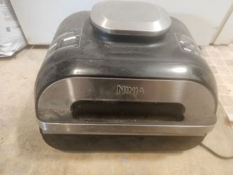 Ninja Indoor Grill and Air Fryer