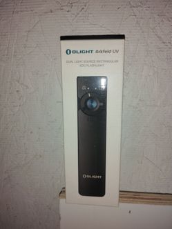 Olight Arkfeld UV