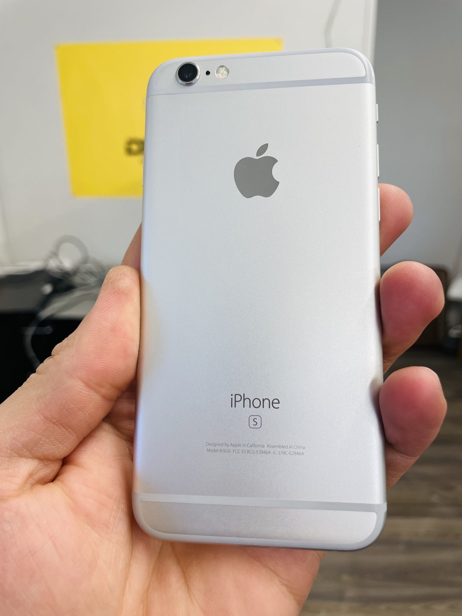 Iphone 6S Unlocked 32 Gb