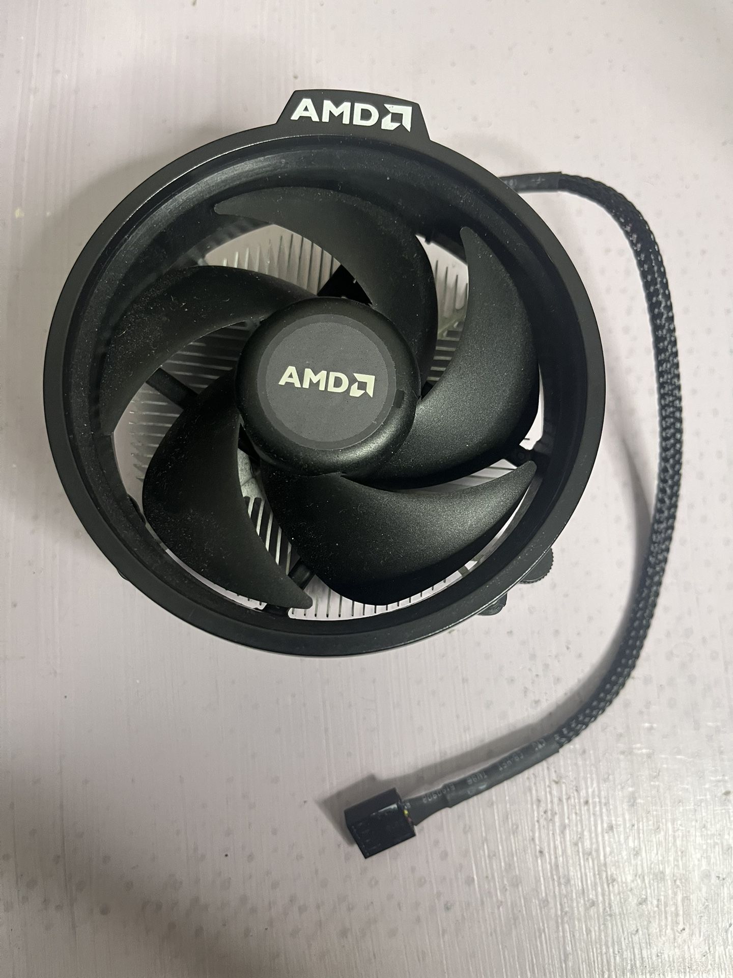 AMD Black Wraith Stealth 4-Pin Connector Socket AM4 CPU Cooler