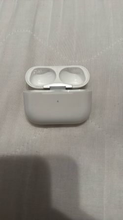 Apple AirPods Pro 2 case
