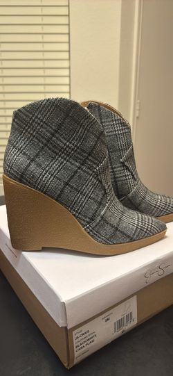 Jessica Simpson Plaid Wedge Booties - Size 8M (