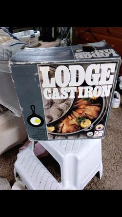 Old lodge Dutch oven