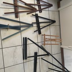 Easels perfect for paint and sip