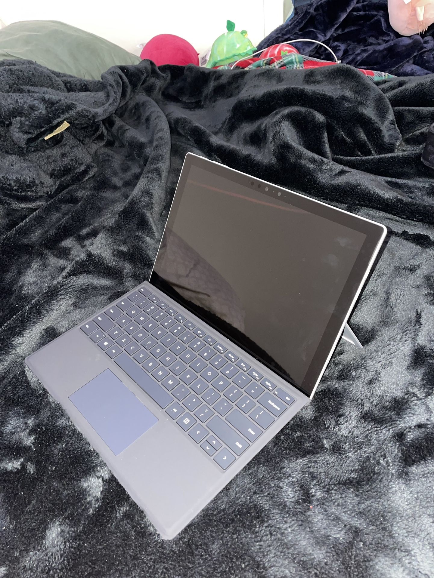 Microsoft Surface Laptop
