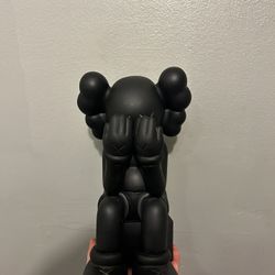 Kaws Minnie Mouse Statue 