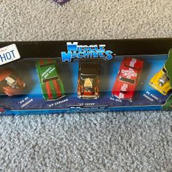 Muscle Machines Xmas Cars