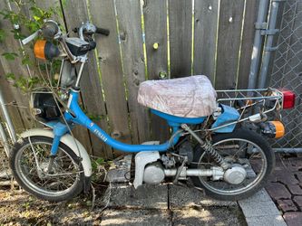 CT 50 Yamaha and Cycles Peugeot 