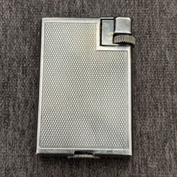 Vintage Luxury Dupont And Dunhill  Pocket And Table Lighters From 1930s To 1950s