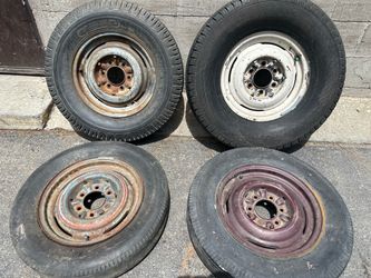 Chevy or GMC 16 inch 6 lug steel rims with clips for moon caps.