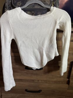White off shoulder crop top 