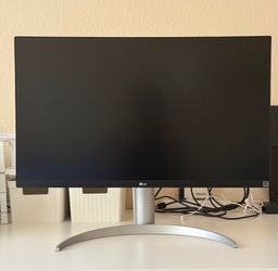 LG 27-inch ultrafine 4K UHD monitor