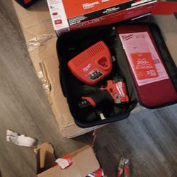 M12 Impact Wrench Battery and Charger 