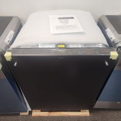 Café 24 in. Built-In Top Control 44 dBA Dishwasher in Matte Black with Stainless Tub. Ultra Wash and Dual Convection Dry