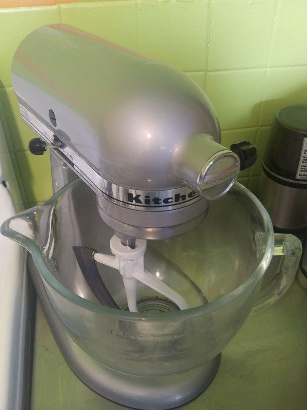 Kitchen Aide Mixer with Glass Bowl...and Attachments
