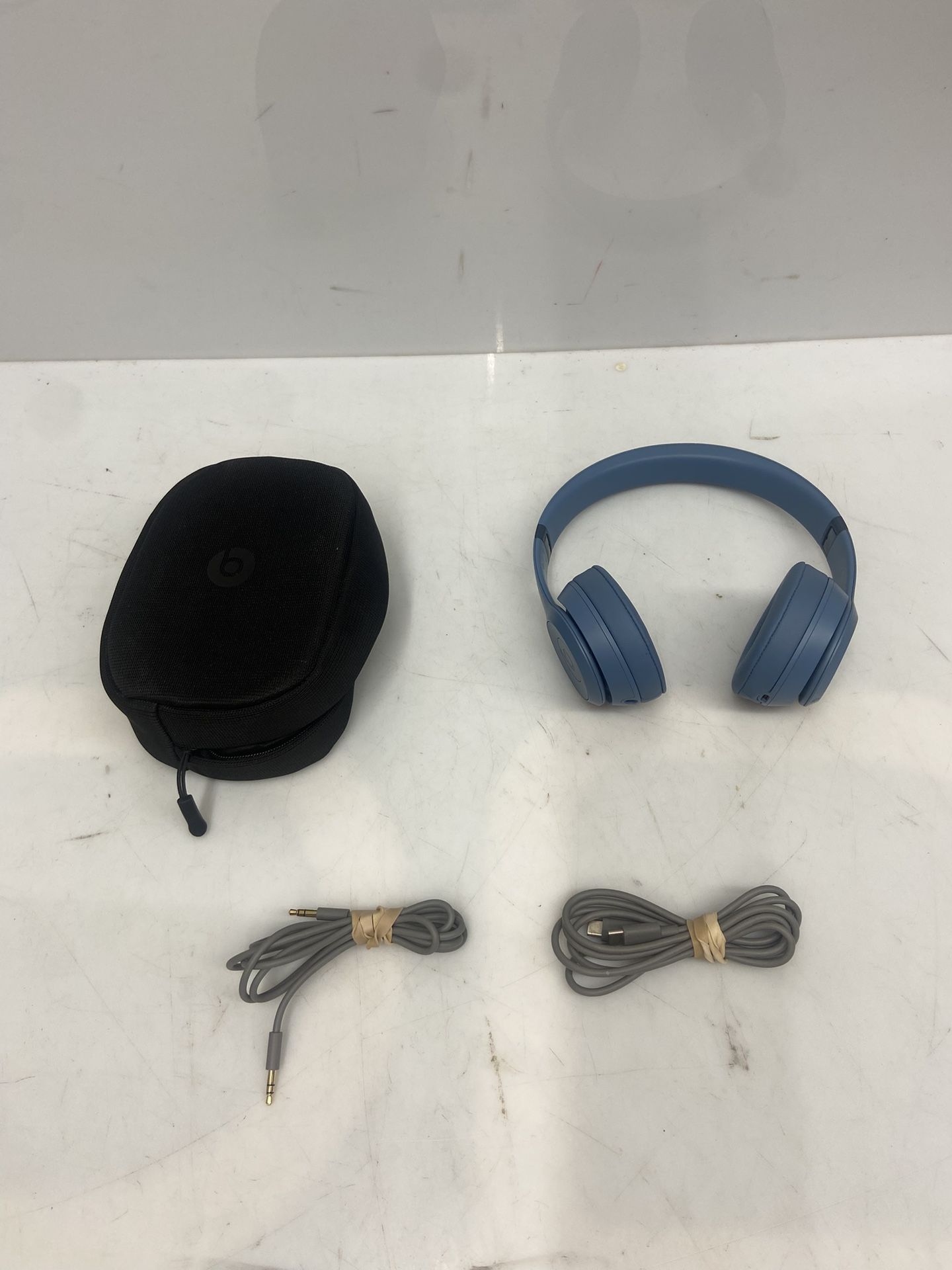 Beats Solo 4 Bluetooth Wireless On-Ear Headphones