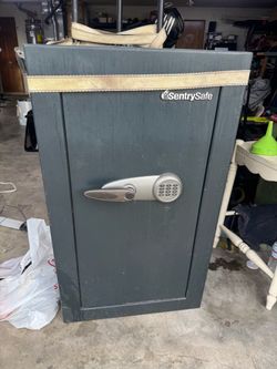 LARGE SAFE
