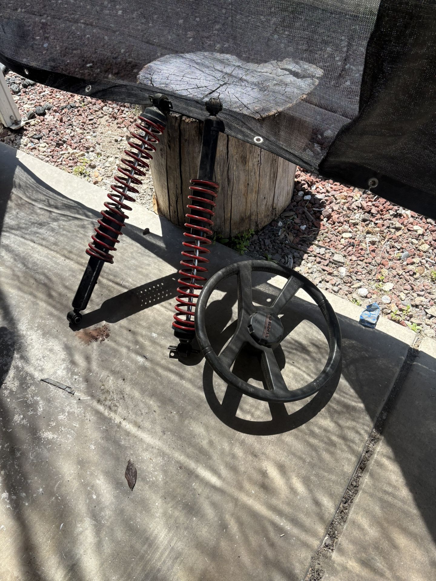 Chevy 88-94 Steering Wheel And Stock Shocks